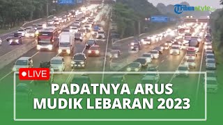 LIVE: Padatnya Arus Mudik di Tol Cipali, Siasat Contra Flow dan One Way Urai Kemacetan