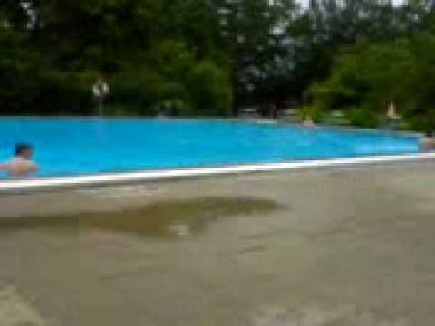 1 tag mid den assis im schwimmbad ^^