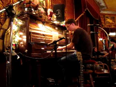 Adam Swanson plays the "Maple Leaf Rag"