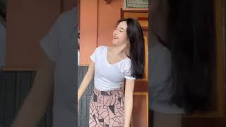 Dance tiktok cewek Cantik Viral #Shorts