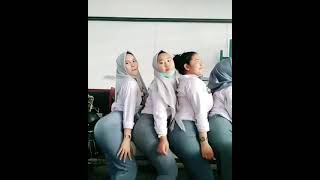 #TikTok Video Viral Goyang Hot SMA   2021