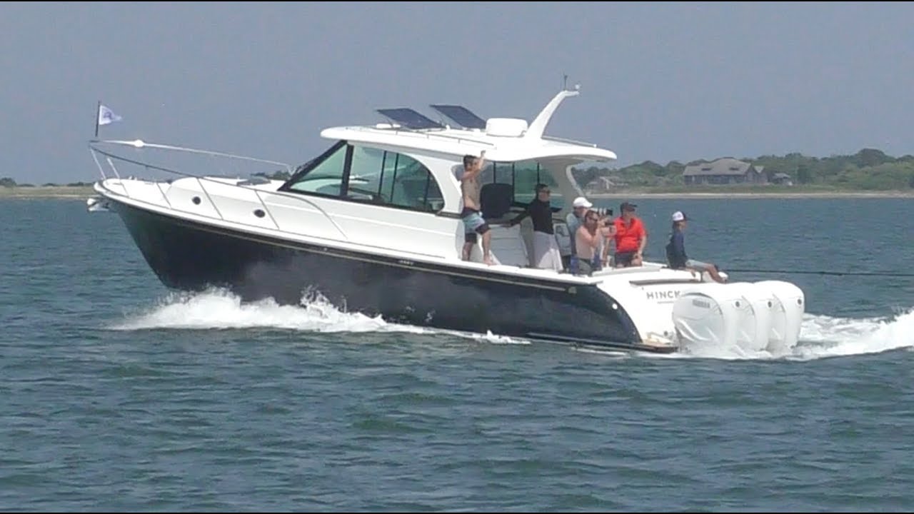 Testing the Hinckley Sport Boat 40x