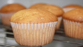 Perfect Vanilla Cupcakes/How to make moist vanilla