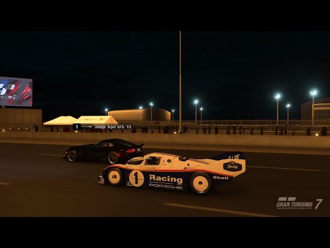 Duelo de 400m entre un Porshe 962 y un Dodge Viper GTS