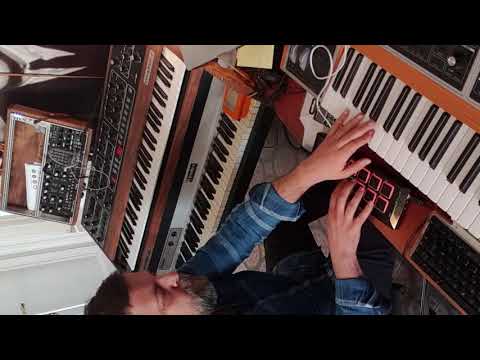 Prophet 5 rev4 meets Moog One and Akai MPX8 // Right hand on drums, Left hand on Pads and Bass
