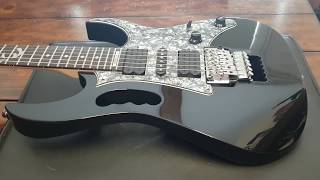 Video thumbnail for IBANEZ STEVE VAI JEM 555 JR DIMARZIO PICKUPS FLOYD ROSE VINE INLAY 555BK BLACK GUITAR UP CLOSE VIDEO by Essex Recording Studios