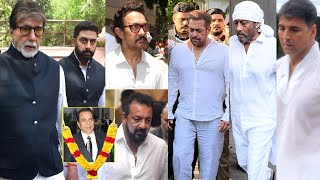Download lagu Salman Khan, Akshay Kumar, Aamir Khan, Amitabh Bachchan, Abhishek Bachchan At Dharmendra FuneraI mp3