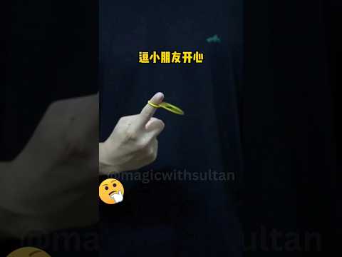 Crazy Rubber Band Spinning Trick!! 🤯💥☝️ #shorts #youtubeshorts #handyhacks