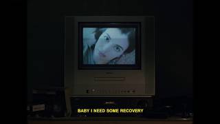 Kadr z teledysku Do You? tekst piosenki Rebecca Black