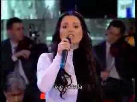 Maja Nikolić peva na izmišljenom jeziku- sa prevodom