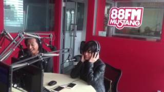 Download lagu Fyan Ahmad & Sisca DeWi 'CINTA ABADI live on air @ Mustang FM mp3
