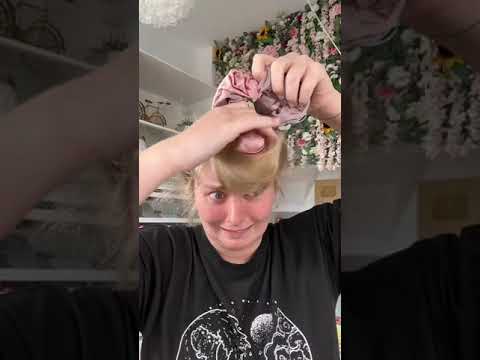 Paula: Try it! Curls - What do you think of the results? 😩