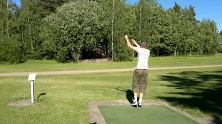 preview picture of video 'Järvenpää DiscGolfPark Väylä 8 PAR 3, 76 m'