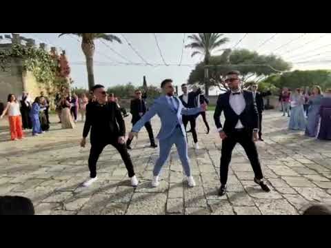 SUPER 😎 FLASH MOB a sorpresa  per gli Sposi..GABRIELE & STEFANIA..