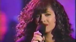 Pebbles Feat. Babyface - Love makes things happen (LIVE)