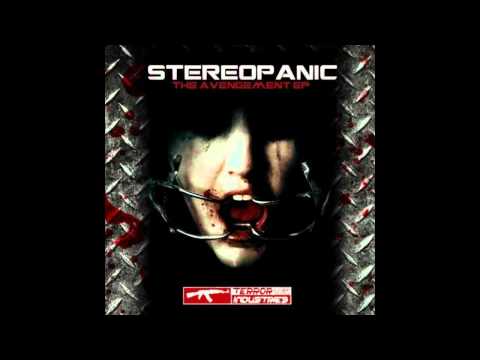 Stereopanic vs Alienn - The Avengement