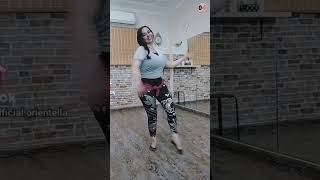 الرقص على الأغاني يا ناس