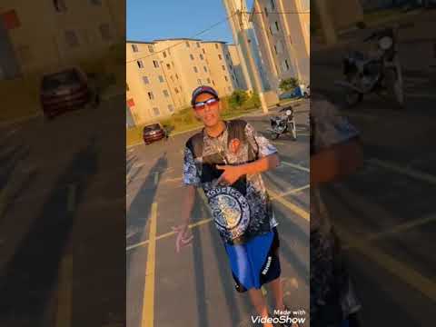 Mc Denis - medley nos prédio