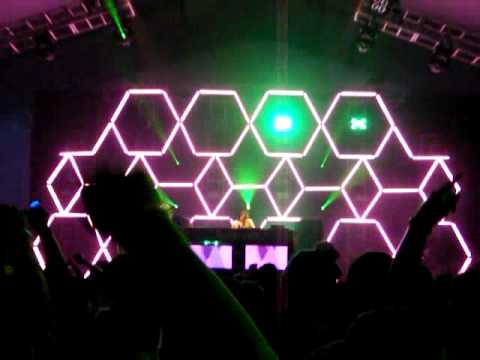 Wippenberg @ Beyond Wonderland 2010(Pt.3)