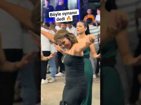 Kız dansıyla dikkatleri çekti 😲 #oyunhavası #keşfet #romanhavasi #dance #düğün #viraldance #fy #fypシ