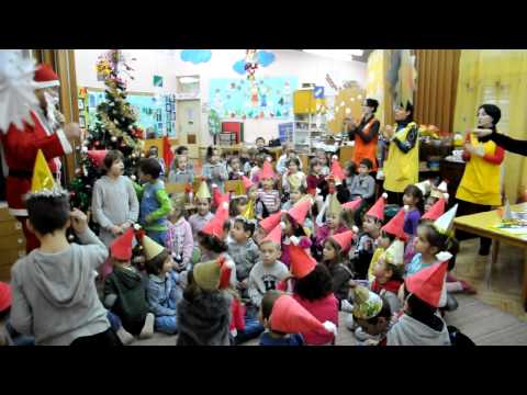 NOVOGODIŠNJE ČAROLIJE VRTIĆ "NAŠA RADOST " BIJELA 2012. / video sa fotoaparata Nikon !!