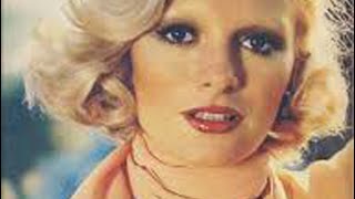 Ajda Pekkan ~ Bambaşka Biri | 1979 | (Süperstar II)