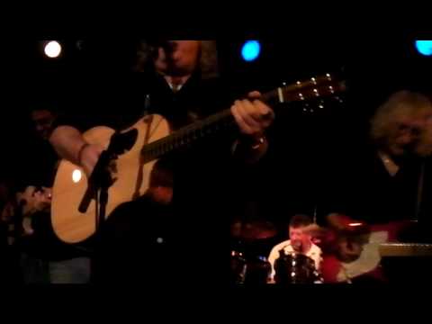 Albert Lee Ricky Skaggs Vince Gill James Burton  Martyr's "Head Over Heels In Love With You"