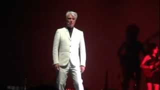David Byrne &amp; St. Vincent - This Must Be The Place Naive Melody