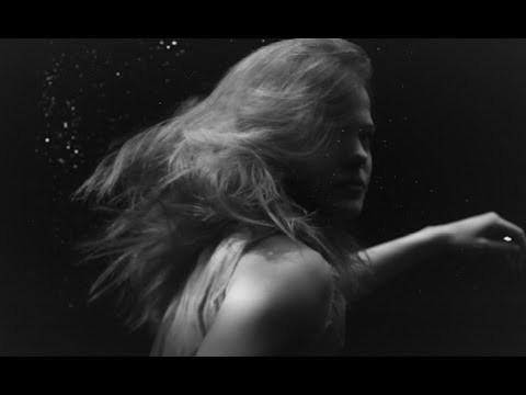 Bonnie Beecher - Come Wander with Me