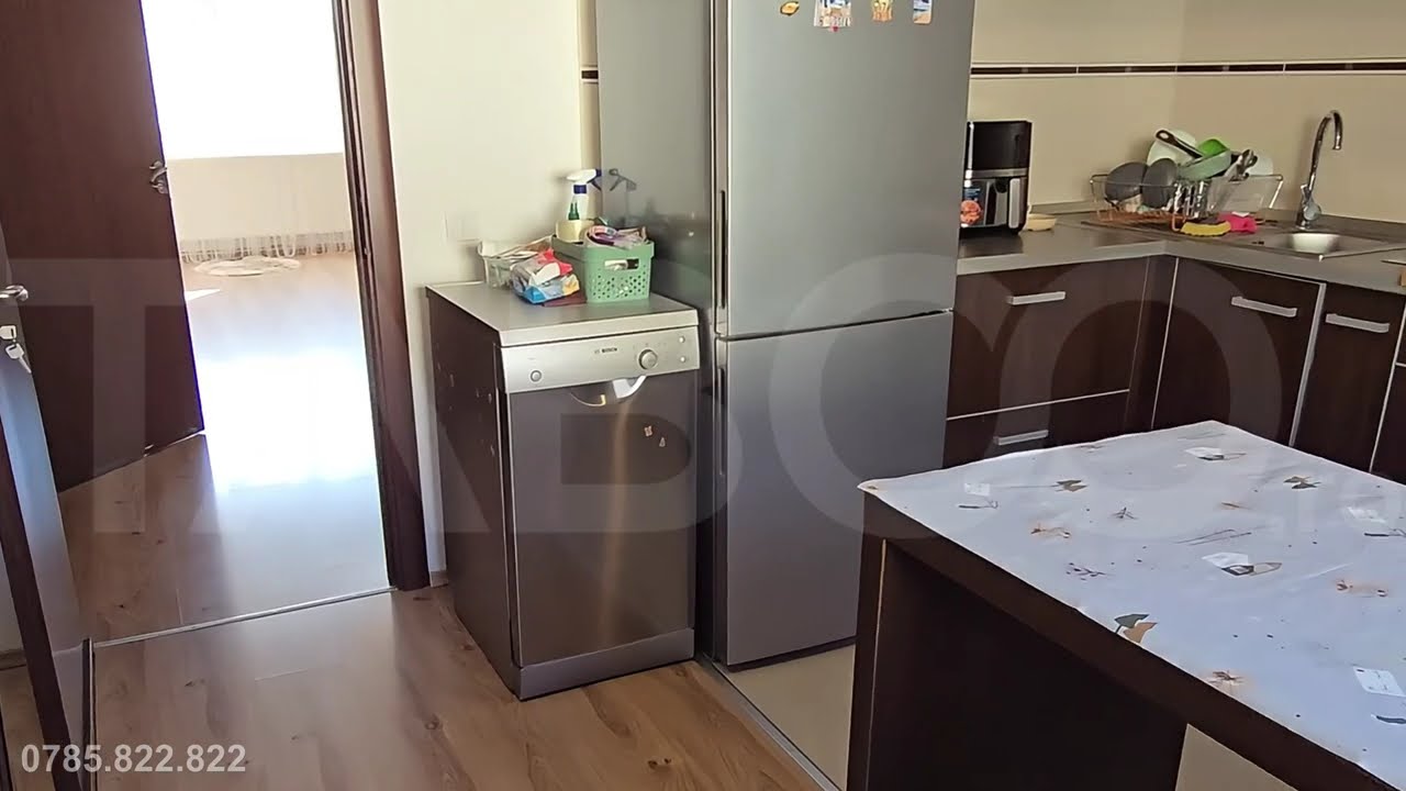 Casa de vanzare 91mp 4 camere mobilate utilate 2 bai garaj Turnisor - Video