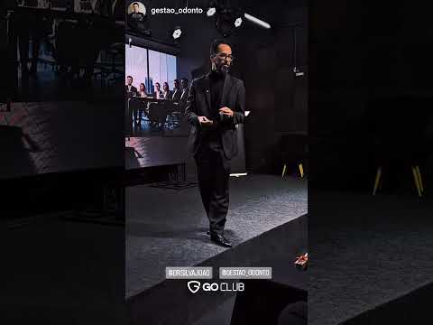 Phillip Souza palestrando — O Consultório Rico