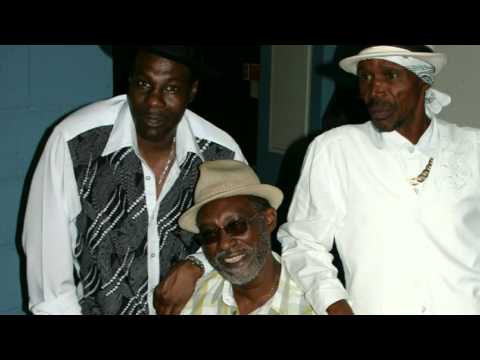 vivian jones-ROOFTOP TIME dubplate reggae marley sound system