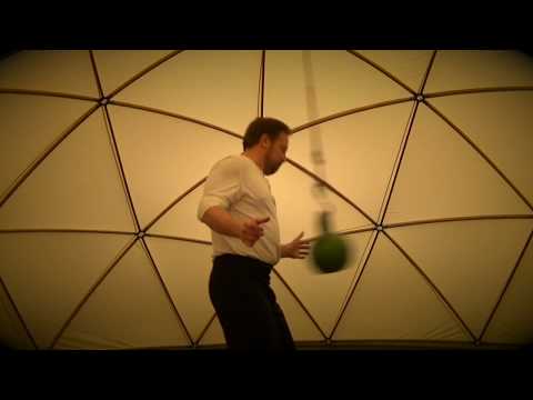 Berlin Circus Festival: AGIT CIRK "Väkevä & Lyydia"