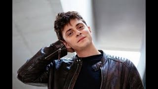 Amici 2019: ecco il vero motivo per il quale Alessandro Casillo ha lasciato il talent di Maria De Fi