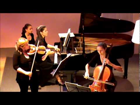 Trio Vernalis plays Schumann Trio no2 en fa M Op 80, extrait mvt 3