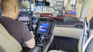 2014 Ford Fusion - Otojeta/Autojeta 12.1Inch Tesla Screen install time lapse.