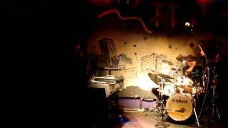 Kevin Hearn & Thin Buckle- Short and Intense 1.12.12.MPG