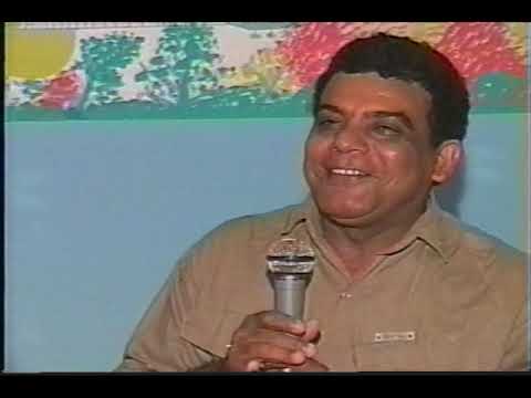 Itamar Ferreira cantando no programa Terra Palco & Viola