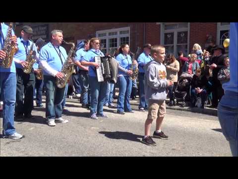 2014   QCSB Serenade  - Duffy String Band