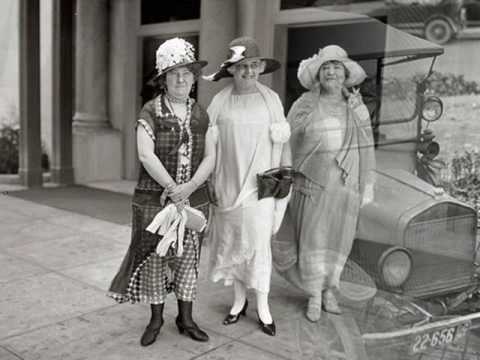 Roaring 1920s: International Novelty Orch. (Nat Shilkret) - Little Rover, 1923