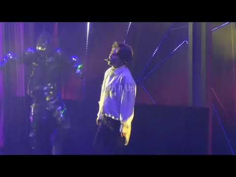 190428 Xiumin Solo Stage [Shake] @ Magical Circus D2