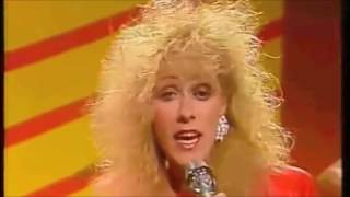 Shakatak ~ Down on the street