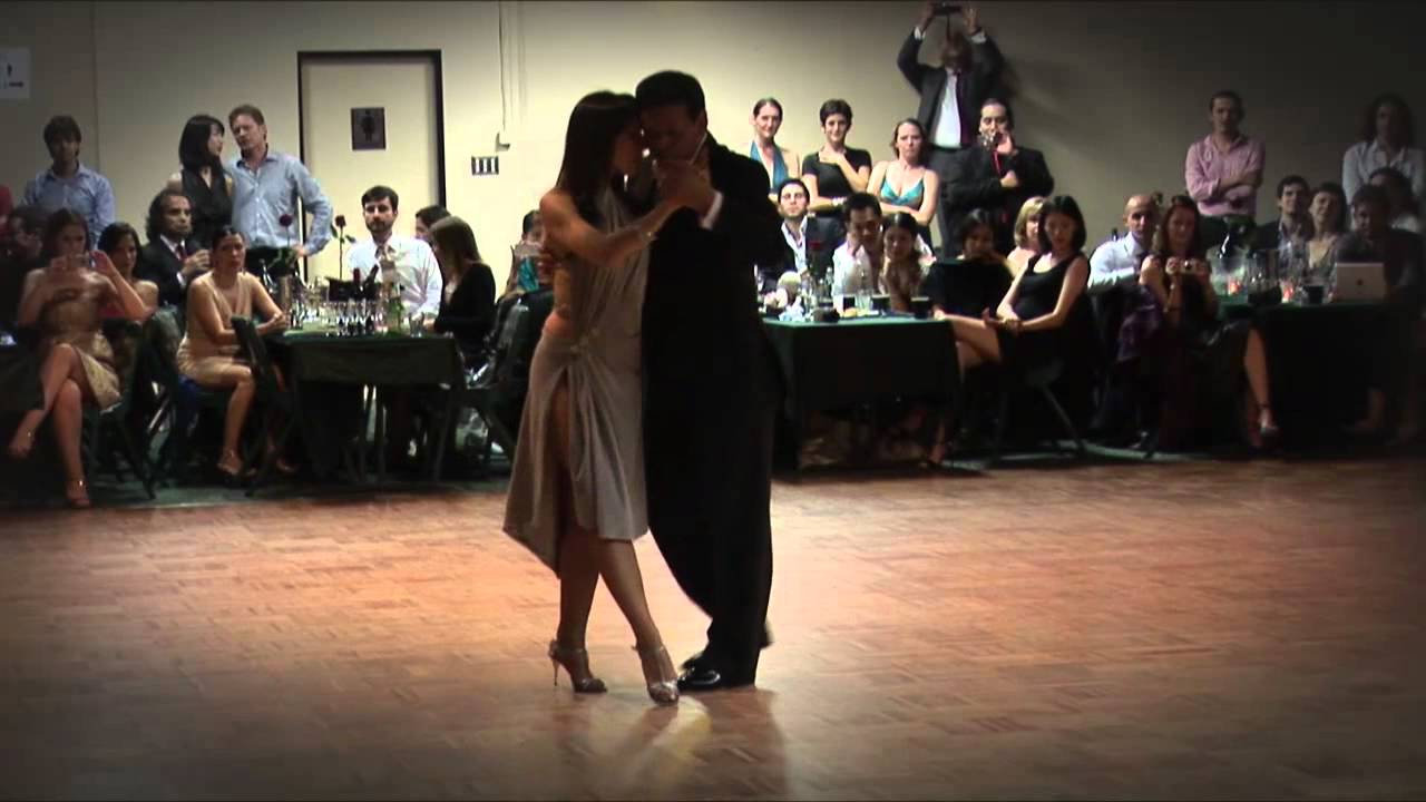Fabian Peralta y Lorena Ermocida - Sydney Tango Salon Festival 2011 - Milonga de Gala - Dance 2