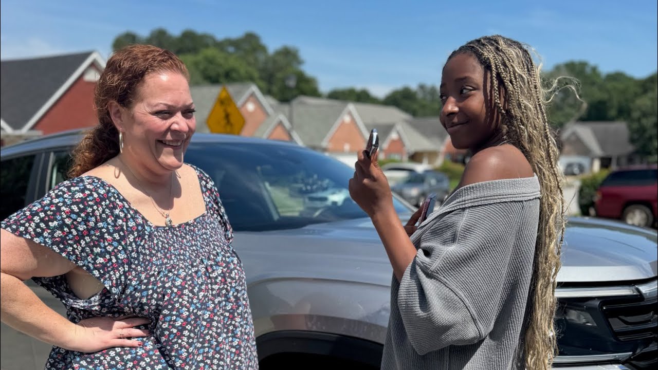 Bethany tries to teach Brooke to parallel park