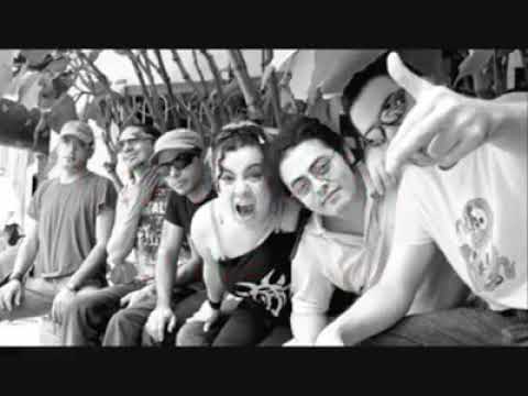 LOS DE ABAJO ' WAR 4 PEACE