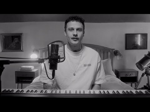 Mackenzy Mackay - Venus (Piano Demo Version)