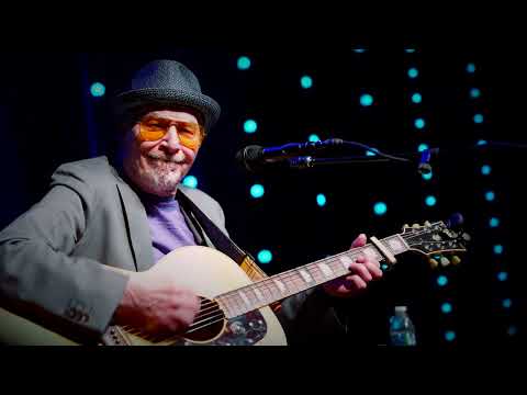 Graham Parker | Full Performance | Summit FM Studio C Sessions