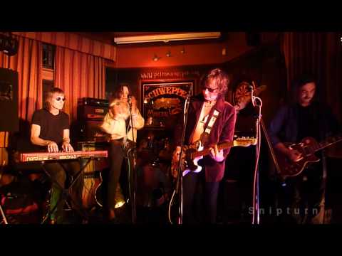 Slide - Glamweasel - 10th September 2011