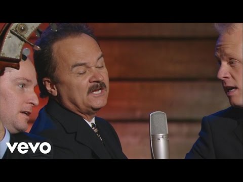 Bill & Gloria Gaither - I Believe [Live] ft. Jimmy Fortune, Dailey & Vincent