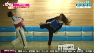 Download lagu APink Park Cho Rong shows her martial art kick on TV show mp4 mp3